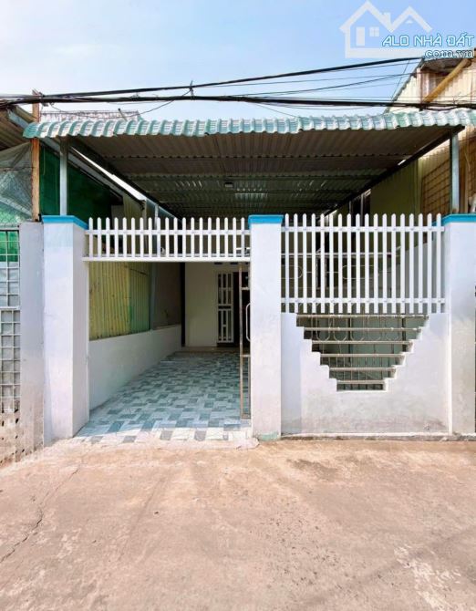 💥 840Tr sang sổ ngay căn nhà 130m2 ở Tân Hiệp,Hóc Môn có Sổ Hồng Riêng, nhà cấp 4 - 6