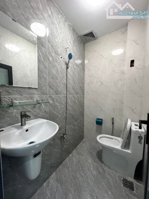Mặt tiền Nguyễn Oanh siêu kinh doanh - 6