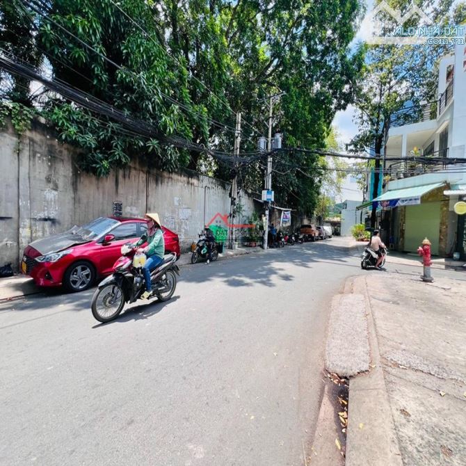 BÁN NHÀ MẶT TIỀN 12M NHÁNH CỐNG LỠ - 78M2 4 TẦNG -CHO THUÊ 17TR - THANG MÁY - GIÁ 10.X TỶ - 6