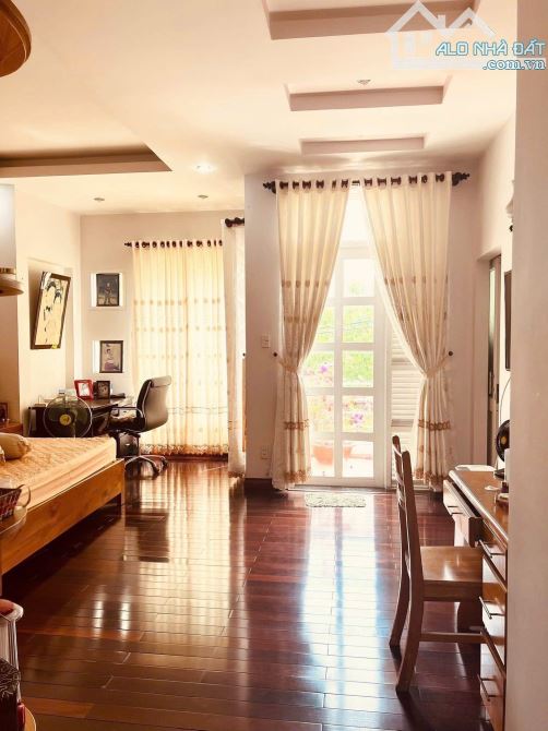 Bán Nhà 1 Trệt 2 Lầu P. Trung Dũng, ngay Uỷ Ban Mặt Trận Tổ Quốc VN, cách Võ Thị Sáu 50M - 6