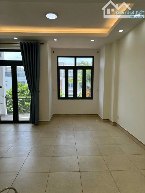 Bán nhà mặt tiền đường Phường 7 Quận 8. Thửa đất vuông vức, khu dân cư an ninh, gần THPT N - 6