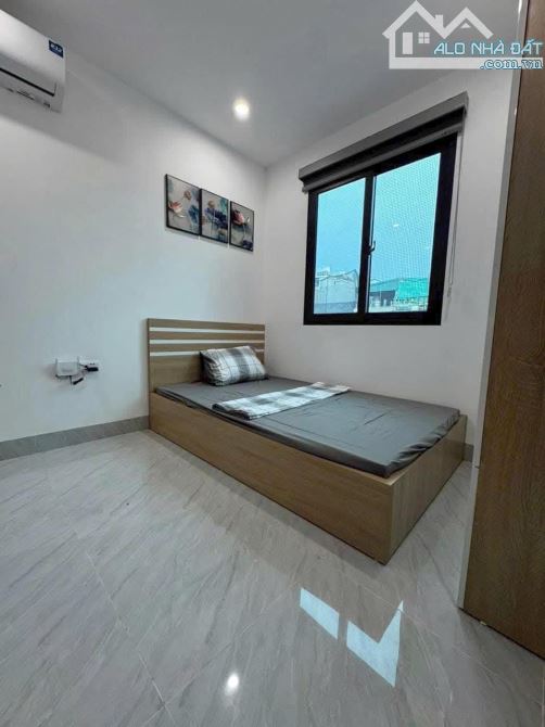 Toà CCMN 6 tầng thang máy xây mới ngõ 68 Cầu Giấy,sổ 60m2, 20 căn~100 tr/tháng.Giá 17.5 tỷ - 6