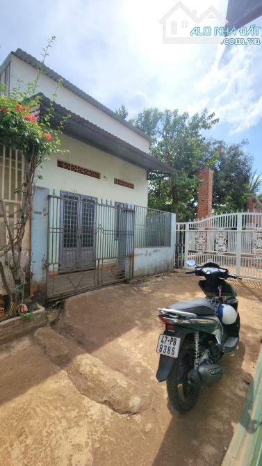 Nhà 2 mặt tiền trước sau hẻm Hà Huy Tập - 6