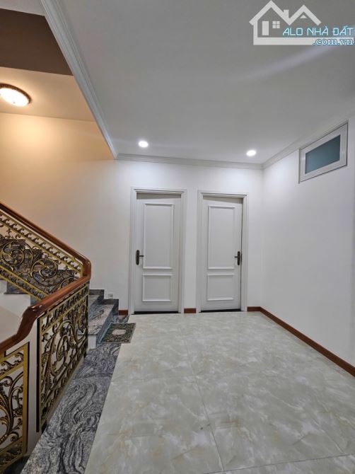 BIỆT THỰ VÍP 5 TẦNG CÓ THANG MÁY XỊN SÒ NGAY TRỊNH ĐÌNH TRỌNG- ÂU CƠ- sát TÂN BÌNH- Q11 - 6