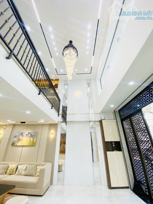 NHÀ GÒ VẤP CÓ THANG MÁY TRÊN ĐƯỜNG PHAN HUY ÍCH GIÁ 10,99 TỶ TL 7 TẦNG SHR - 64