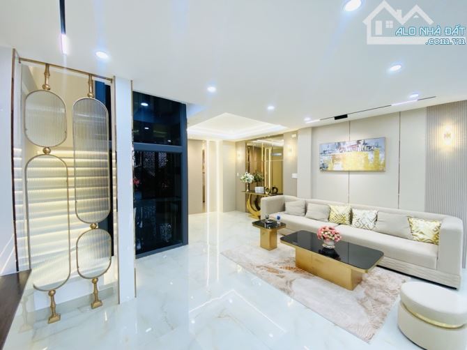 NHÀ GÒ VẤP CÓ THANG MÁY TRÊN ĐƯỜNG PHAN HUY ÍCH GIÁ 10,99 TỶ TL 7 TẦNG SHR - 66