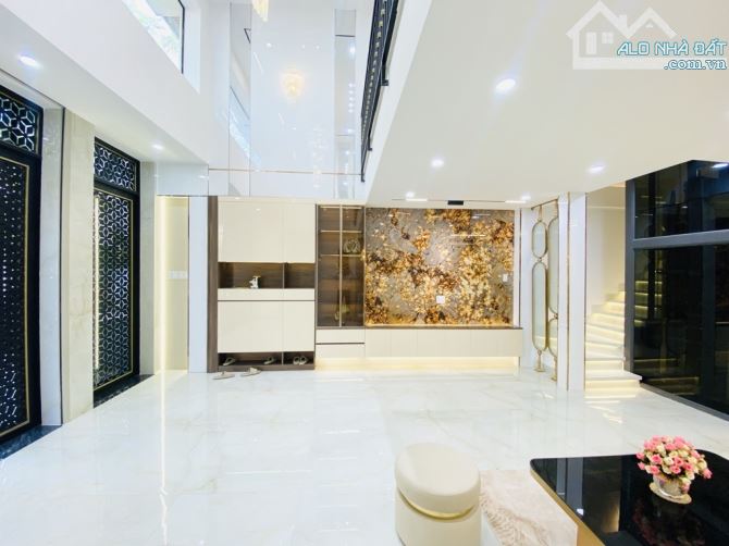 NHÀ GÒ VẤP CÓ THANG MÁY TRÊN ĐƯỜNG PHAN HUY ÍCH GIÁ 10,99 TỶ TL 7 TẦNG SHR - 69
