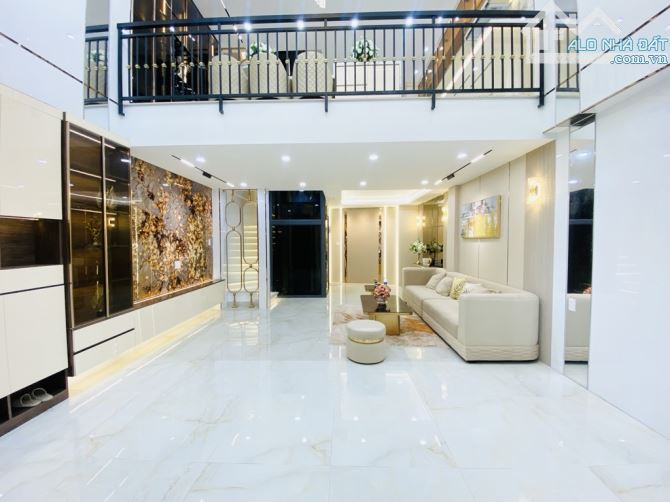 NHÀ GÒ VẤP CÓ THANG MÁY TRÊN ĐƯỜNG PHAN HUY ÍCH GIÁ 10,99 TỶ TL 7 TẦNG SHR - 71