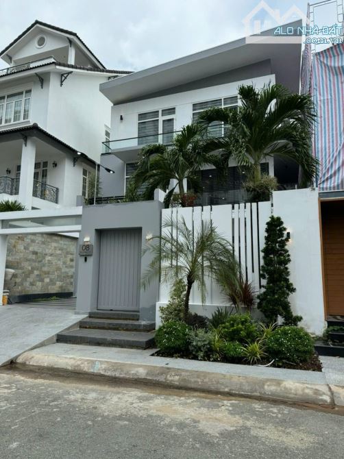 Giảm 8 tỷ còn 39 tỷ bán nhà 2 góc  Nguyễn Văn Nghi Q.Gò Vấp 7.1x23m - 4 tầng HĐT~1 tỷ/năm. - 7