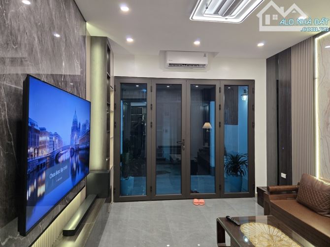 TÔN ĐỨC THẮNG - 55M -  Ô TÔ TRÁNH CÁCH 20 M - 100M RA HỒ - KINH DOANH NHỎ - AN SINH ĐỈNH - - 7