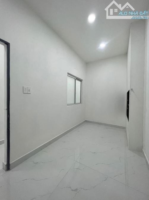 BÁN NHÀ MT NGUYỄN OANH P6 - TRỤC ĐƯỜNG CHÍNH GV - RA SÂN BAY TÂN SƠN NHẤT 20P - GẦN NGÃ TƯ - 7
