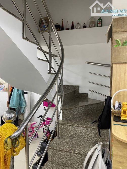 Bán nhà đường 3/2, q10 nhà mới và đẹp, giá tốt chỉ nhỉnh 8 tỷ - 7