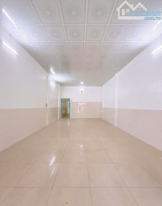 💥 840Tr sang sổ ngay căn nhà 130m2 ở Tân Hiệp,Hóc Môn có Sổ Hồng Riêng, nhà cấp 4 - 7