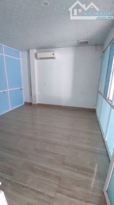 🍀 Bán nhà gác lửng dt 80m2 ngay sau chợ đầu mối hóc môn giá 685triu sổ riêng - 7