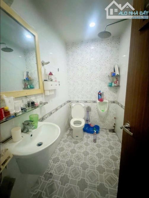 TT TÂN BÌNH-P7-BÀNH VĂN TRÂN-4TẦNG-52M2-5PN-2 GIẾNG TRỜI-VÀO Ở NGAY-NHỈNH 7TỶ TL - 8