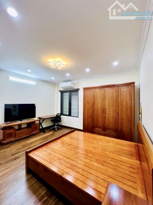 Bán nhà Hoàng Như Tiếp, Dân xây cực chất, 6 tầng thang máy, 80m2 - 1X Tỷ - 8