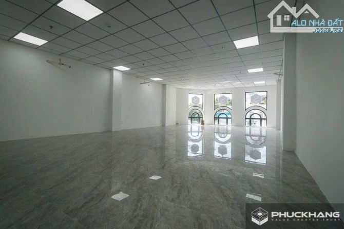 CHÍNH CHỦ CHO THUÊ TÒA NHÀ 103 BẠCH ĐẰNG , TÂN BÌNH - HẦM 9 TẦNG - 2000M2 SÀN -$: 320 TRỆU - 8