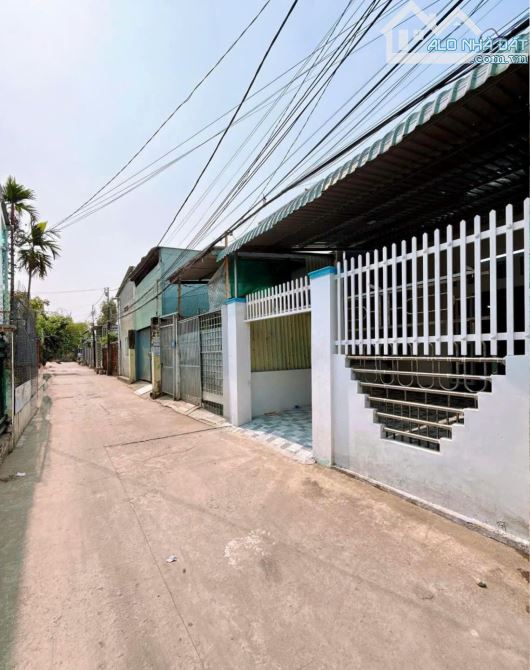 💥 840Tr sang sổ ngay căn nhà 130m2 ở Tân Hiệp,Hóc Môn có Sổ Hồng Riêng, nhà cấp 4 - 8
