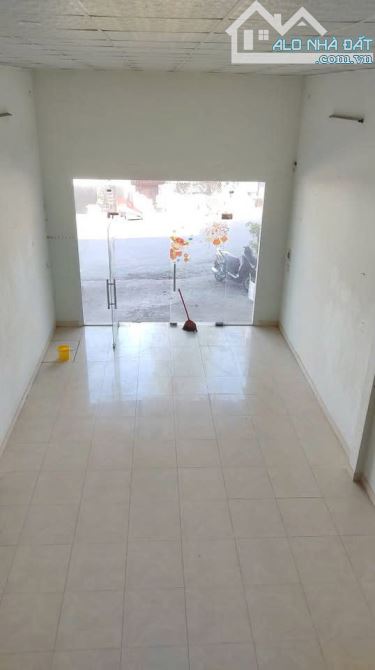 🍀 Bán nhà gác lửng dt 80m2 ngay sau chợ đầu mối hóc môn giá 685triu sổ riêng - 8
