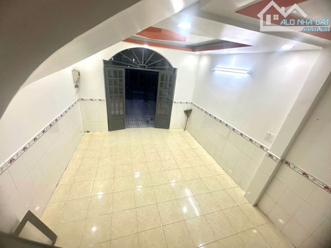 Nha 2 tầng đông hoà dĩ an hoàng hoa thám dt 93m2 - 8