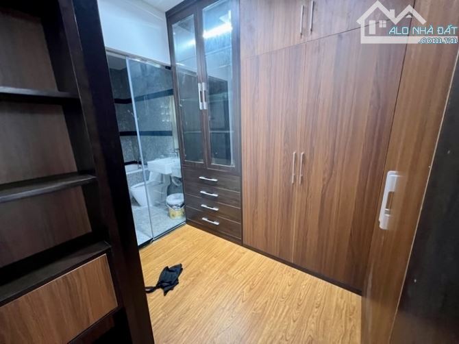 Chỉ 8,1 Tỷ - nhà Đẹp 6 Tầng, Full Nội Thất, HXH Thông, khu Phân Lô chợ An Nhơn - 8