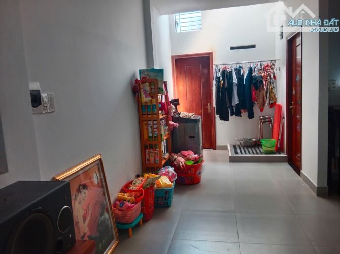 BÁN NHÀ 2 TẦNG ĐÚC Lửng . HIỆP THÀNH 17 QUẬN 12 GIÁ 4TỶ 150 thương lượng. - 8