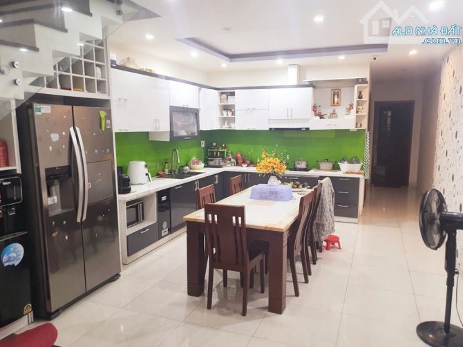 🌹BÁN NHÀ MẶT TIỀN ĐƯỜNG HÀN THUYÊN - TRUNG TÂM HÒA CƯỜNG BẮC, HẢI CHÂU CHỈ 10 TỶ X - 8