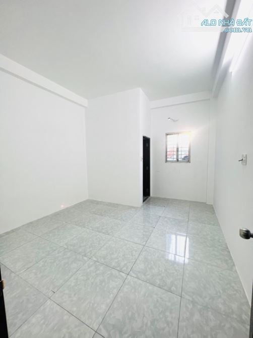 ÂU CƠ TÂN BÌNH - HẺM 4M - NHÀ 4 TẦNG MỚI ĐẸP LUNG LINH - 39m2--NHỈNH 6 TỶ - 8