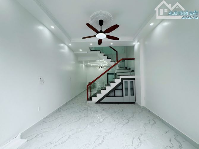 Bán Nhà 4 Tầng Miếu hai Xã Dư Hàng Kênh Lê Chân Hải Phòng, oto đỗ cửa, KD ok giá 4.25 tỷ - 8
