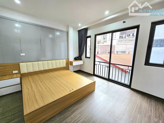NGÔI NHÀ (ĐANG HOT NHẤT LÚC NÀY)GẦN CV HÒA BÌNH NHÀ,33,4m²/5 tầng/4,4m mt,thang máy xịn sò - 9