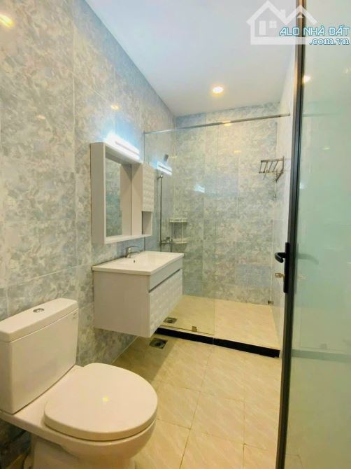 Nhà mê góc 2 mặt tiền kinh doanh Y Mol xây mới full nội thất - 9