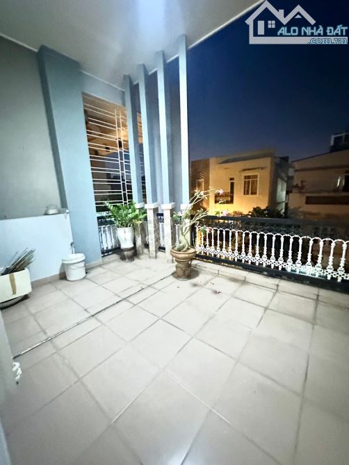 MẶT TIỀN THÂN CẢNH PHÚC - nhỉnh 11 tỷ - 9