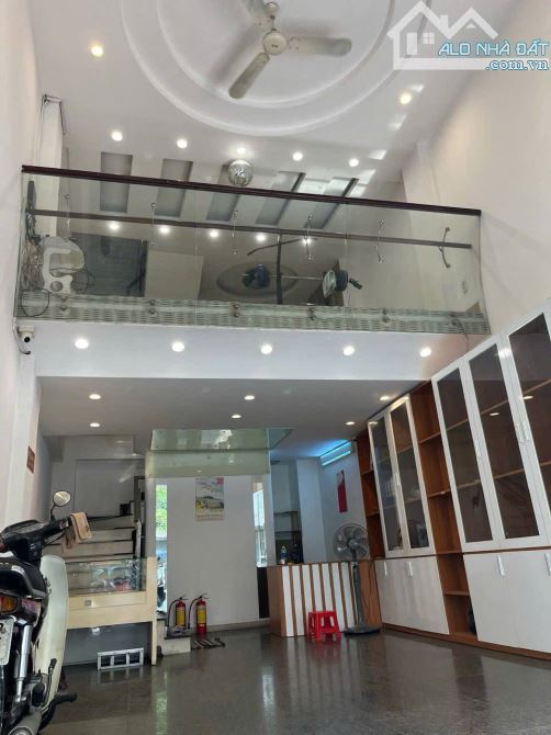 🔥 LÝ NAM ĐẾ – MẶT TIỀN TRUNG TÂM QUẬN 11 – 6 TẦNG BTCT – KINH DOANH SIÊU SẦM UẤT – CHỈ 15 - 9