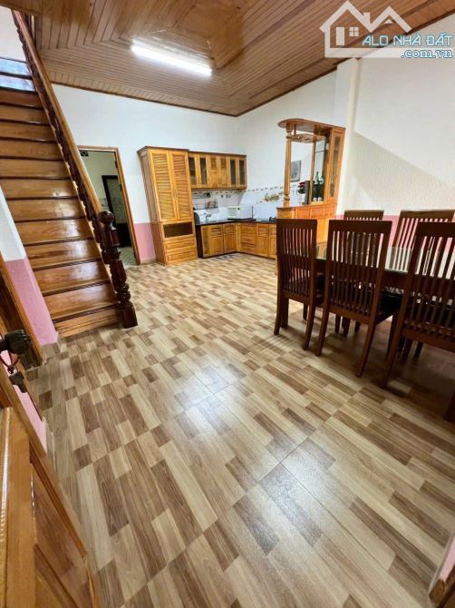 Bán Nhà Sân Vườn Yết Kiêu Phường 6 Đà Lạt - SRXD - 142m2 - 8 Tỷ Hơn - 9