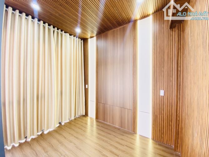 NHÀ GÒ VẤP CÓ THANG MÁY TRÊN ĐƯỜNG PHAN HUY ÍCH GIÁ 10,99 TỶ TL 7 TẦNG SHR - 9