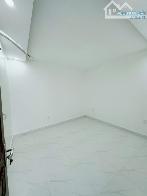 Bán Nhà 4 Tầng Miếu hai Xã Dư Hàng Kênh Lê Chân Hải Phòng, oto đỗ cửa, KD ok giá 4.25 tỷ - 9