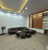 DÂN XÂY CHẮC CHẮN -BÁN GẤP NHÀ PHỐ TRẠM 40M2- Ô TÔ ĐỖ CỔNG - FULL NỘI THẤT 6.X TỶ