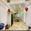 Cho thuê nhà Văn Cao, DT: 45m2, 3 phòng ngủ full đồ.