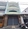 Nhà 3 lầu (5pn 3wc) để ở và buôn bán - 15TR