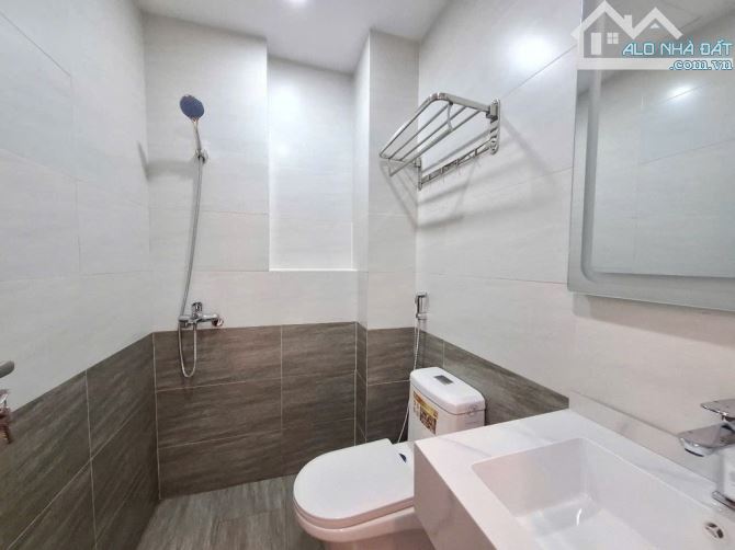 CHỢ VĂN ĐIỂN, 34M2 4 TẦNG, Ô TÔ, 5,4 TỶ