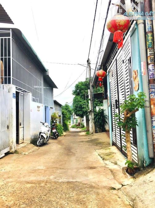 CẦN BÁN NHÀ CHÍNH CHỦ - HẺM 34 SĂM BRĂM, TP. BUÔN MA THUỘT  - NỞ HẬU - GIÁ: 1 TỶ 950 TRIỆU