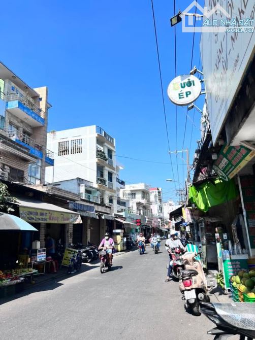 NHÀ MẶT TIỀN TRẦN VĂN QUANG 100M2 5.8M X 19M 5 TẦNG