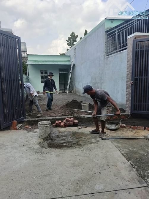 BÁN CĂN NHÀ ĐANG XÂY 127m2 GẦN BỆNH VIỆN XUYÊN Á CỦ CHI GIÁ CHỈ 800 TRIỆU