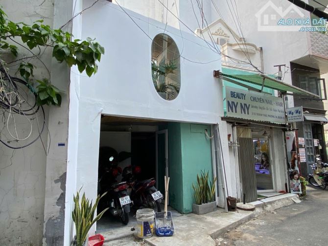 NHÀ 2 MẶT HẺM XE HƠI – NỞ HẬU ĐẸP – THÀNH THÁI, QUẬN 10 – ĐANG CHO THUÊ 30TR/THÁNG