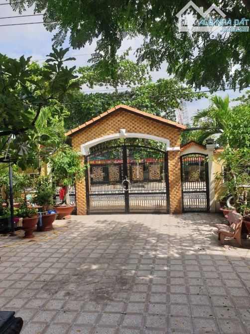 BÁN BIỆT THỰ NGUYỄN BÌNH 466M2-NỘI THẤT XA HOA- 3 TẦNG HC -30Tỉ TL MẠNH