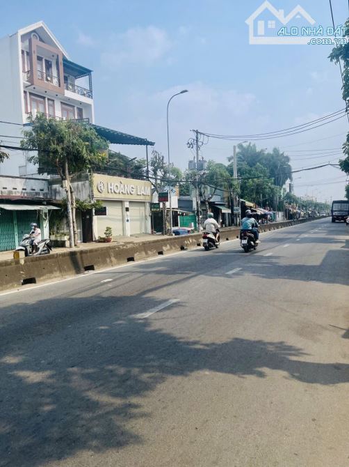 SIÊU PHẨM MẶT TIỀN NGUYỄN THỊ SÓC. DT 430M2 .ĐANG CÓ DÒNG TIỀN SẴN 100TR/TH.GIÁ CHỈ 80M2.