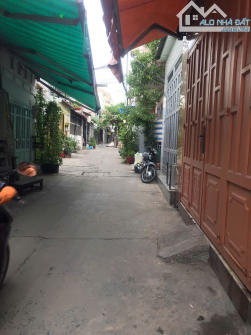 49GV - Bán CHDV HXH Thống Nhất, 40m2 ngang 5.8m, 4 tầng 5 phòng, SHR, NHỈNH 5.6tỷ TL
