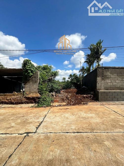 BÁN ĐẤT MẶT TIỀN NGUYỄN TRÁC. DT:5x25M. GIÁ: 2 TỶ 850 TRIỆU