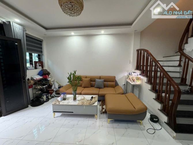 TÂY MỖ, 35M2*5T, NGÕ RỘNG THOÁNG, NHÀ ĐẸP, FULL NỘI THẤT, GIÁ 5.49 TỶ