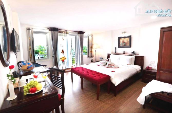 DUY NHẤT 1 CĂN - ĐẸP NHẤT PHÂN KHÚC ! BÁN NHÀ MẶT PHỐ HÀNG GÀ 86M2 - 4.8M MẶT TIỀN- 48 TỶ